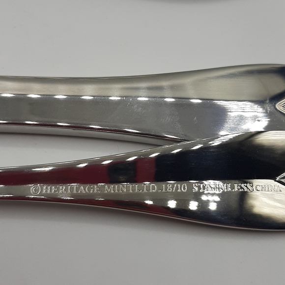 Heritage Mint "Safrano" 3 Piece Entertainment Set 18/10 Silverware Spoon Knives - Picture 6 of 8